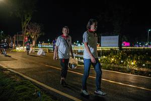 BIB: 
                            <button type="button" onclick="openModal(26548022)" class="btn btn-primary btn-sm float-right btn-popup" data-toggle="modal" data-target=".modal-high-quality">
                        <i class="fas fa-shopping-cart"></i> Add to Cart
                    </button>
                                            <button type="button" onclick="isThisMe(26548022, true)" class="btn btn-success btn-sm float-right btn-popup btn-isme hidden" data-toggle="tooltip" data-placement="bottom" title="นี่คือรูปของคุณใช่ไหม คลิกที่นี่เพื่อเอาเข้าอัลบั้ม">
                        <i class="fas fa-plus"></i> Add to album
                    </button>
                    <button type="button" onclick="isThisMe(26548022, false)" class="btn btn-warning btn-sm float-right btn-popup btn-isnotme hidden">
                        <i class="fas fa-ban"></i> Remove from album
                    </button>